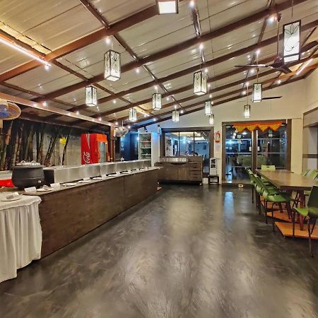 Hotel Ashwin Igatpuri, Pure Veg & Jain Food Extérieur photo