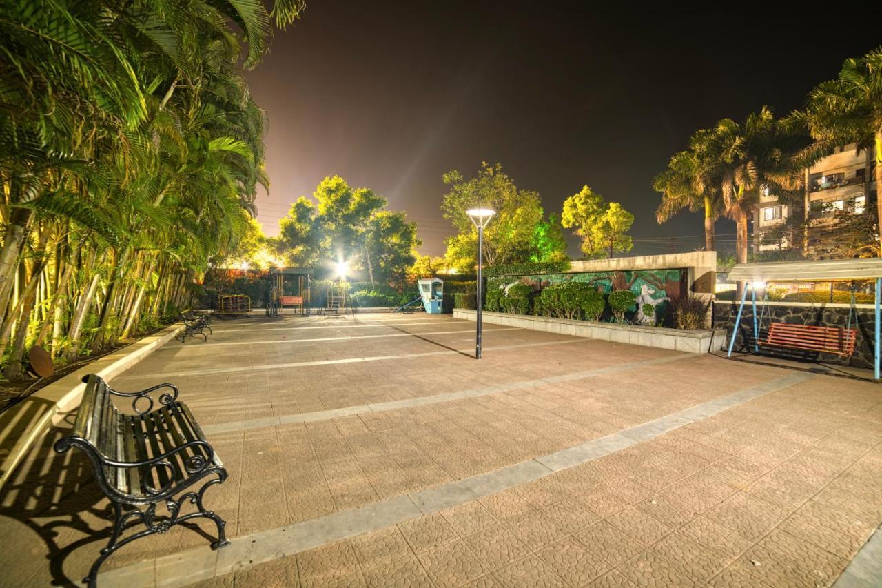 Hotel Ashwin Igatpuri, Pure Veg & Jain Food Extérieur photo