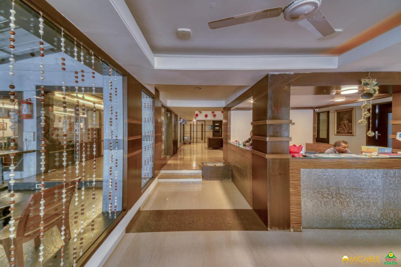 Hotel Ashwin Igatpuri, Pure Veg & Jain Food Extérieur photo